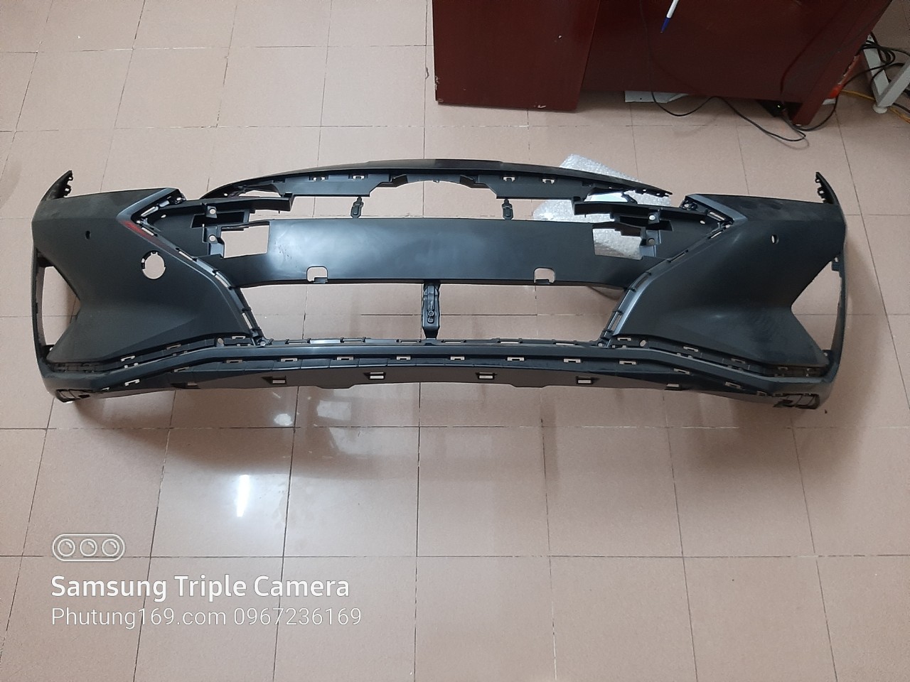 Ba đờ xốc trước Hyundai Elantra Ba đờ xốc trước Hyundai Elantra