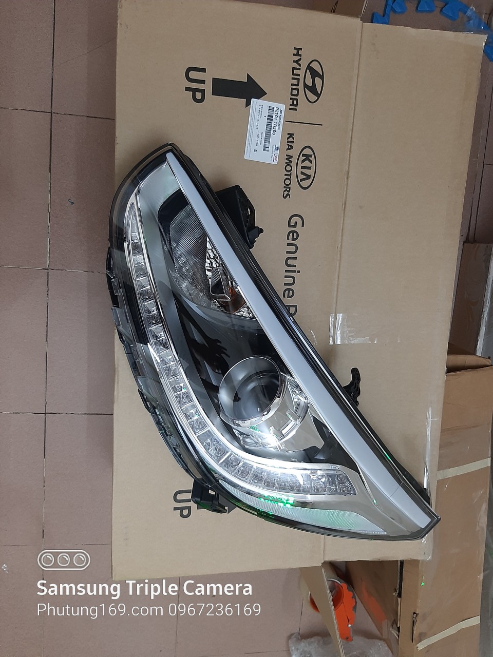 Đèn pha phải Hyundai Accent Blu Đèn pha phải Hyundai Accent Blu