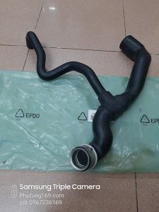 Ống nước Mercedes C240