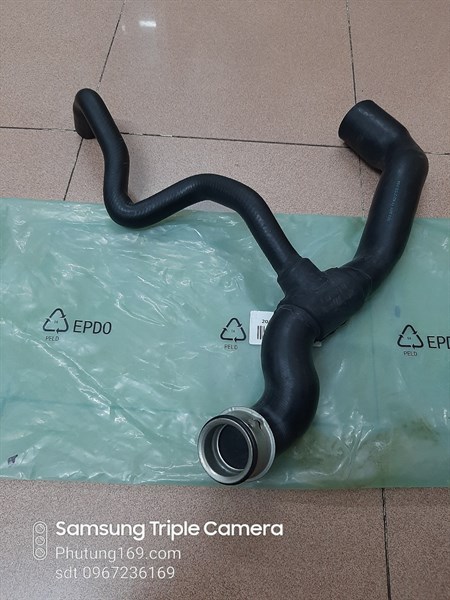 Ống nước Mercedes C240 Ống nước Mercedes C240