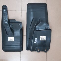 Chắn bùn bánh sau Misubishi V31