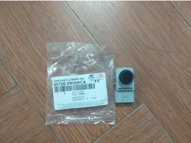 Cảm biến đỗ xe Hyundai Santafe Cảm biến đỗ xe Hyundai Santafe