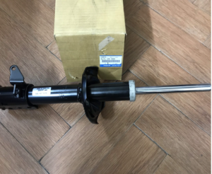 Giảm sóc sau trái Mazda 626