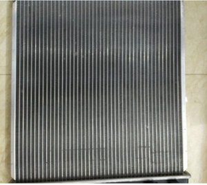 Két nước Suzuki APV