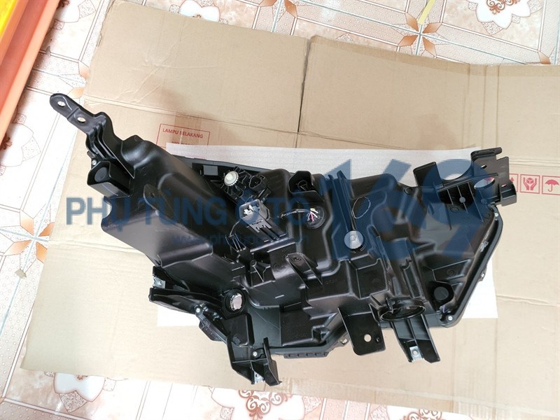 Đèn pha trái Suzuki Xl7 Đèn pha trái Suzuki Xl7