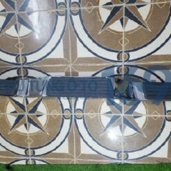 Ba đờ xốc sau Ranger
