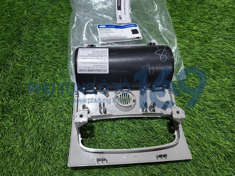 Ốp đèn trần Bt50 Ốp đèn trần Bt50