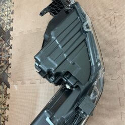 Đèn pha Toyota Avanza 