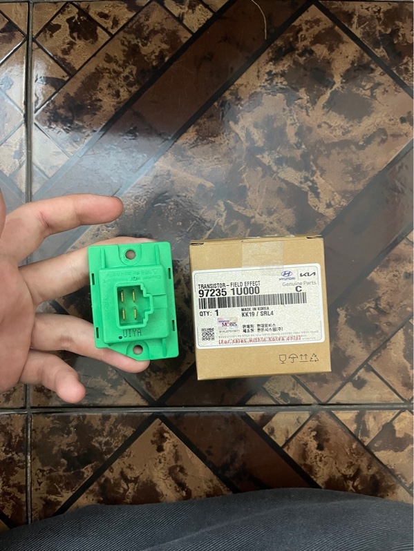 Trở quạt điều hoà Kia Sedona Trở quạt điều hoà Kia Sedona
